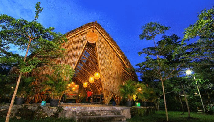 Rumah Bambu Yogya
